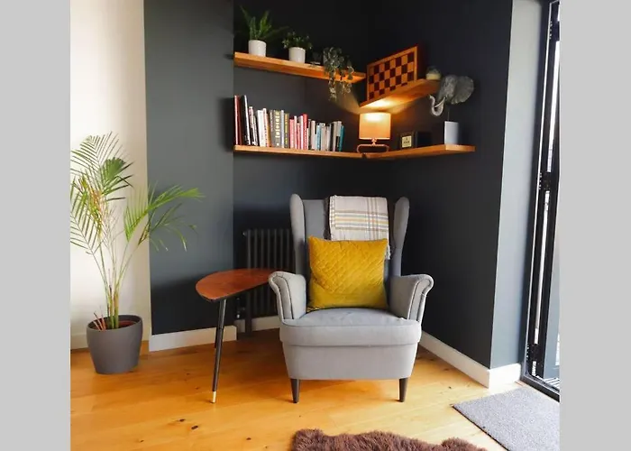 Hotwells Modern Mews